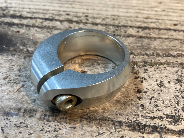 JO659 トムソン THOMSON COLLAR シートクランプ シルバー Φ29.8