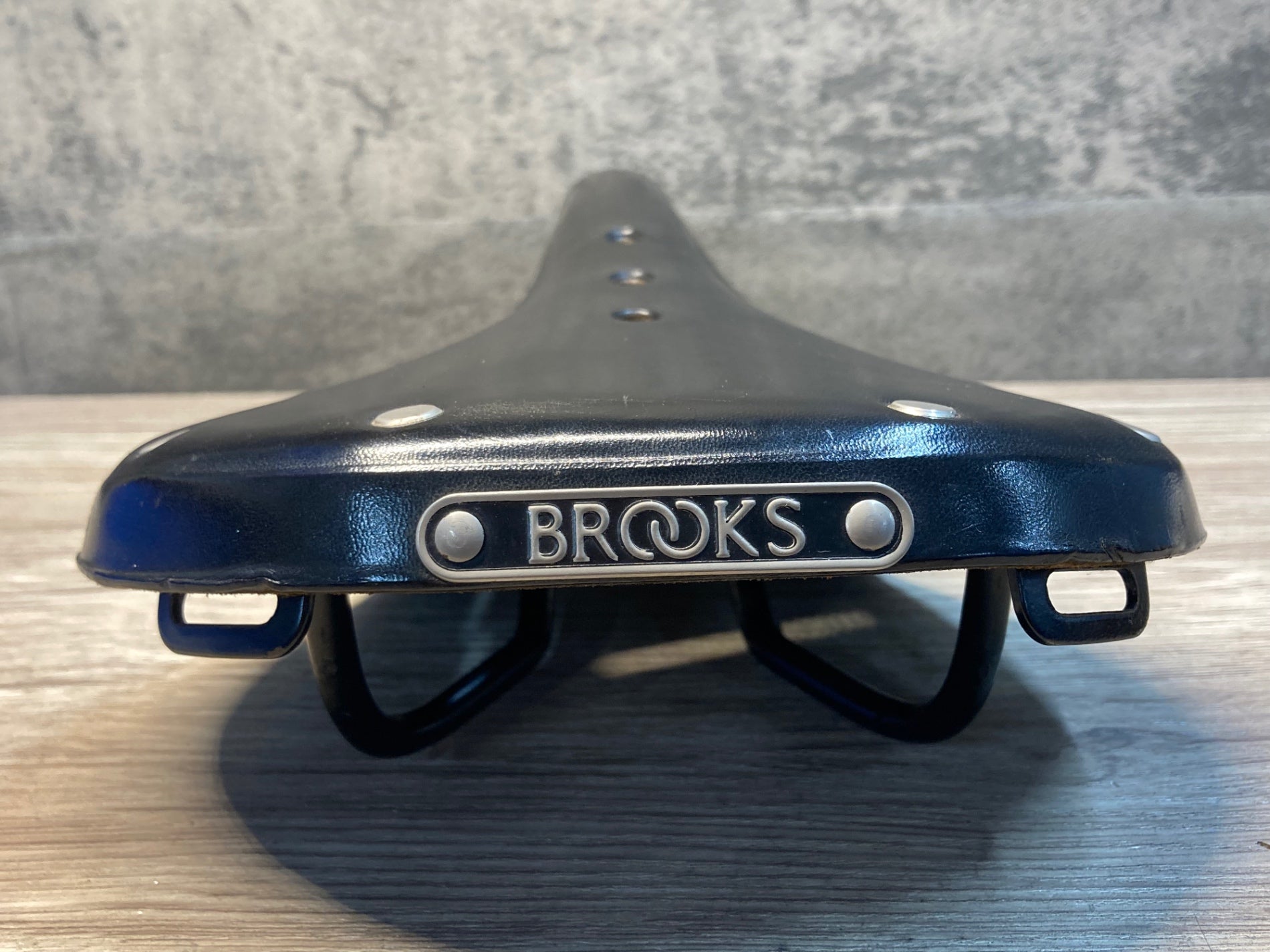 JJ695 ブルックス BROOKS B17 サドル 黒 – BICI AMORE ONLINE STORE