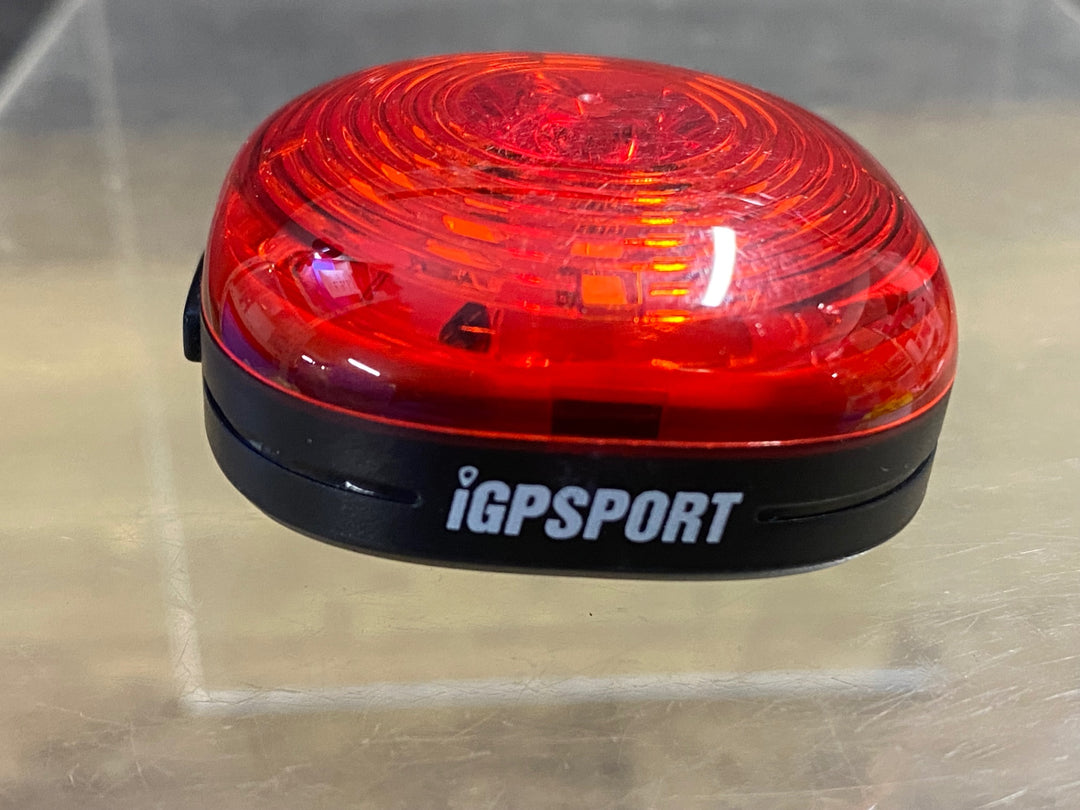KN800 iGPSPORT TL30 テールライト 動作確認済み