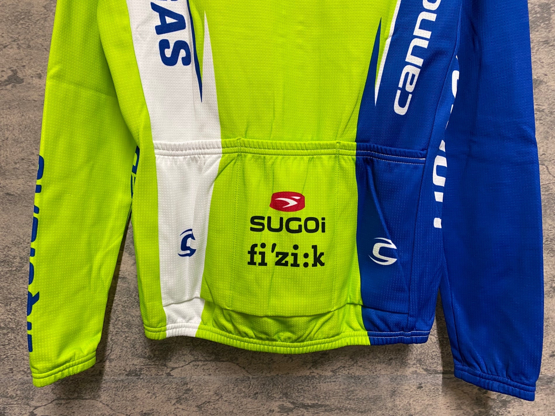 JS440 スゴイ SUGOI 長袖 サイクルジャージ 白 緑 S/P 裏起毛