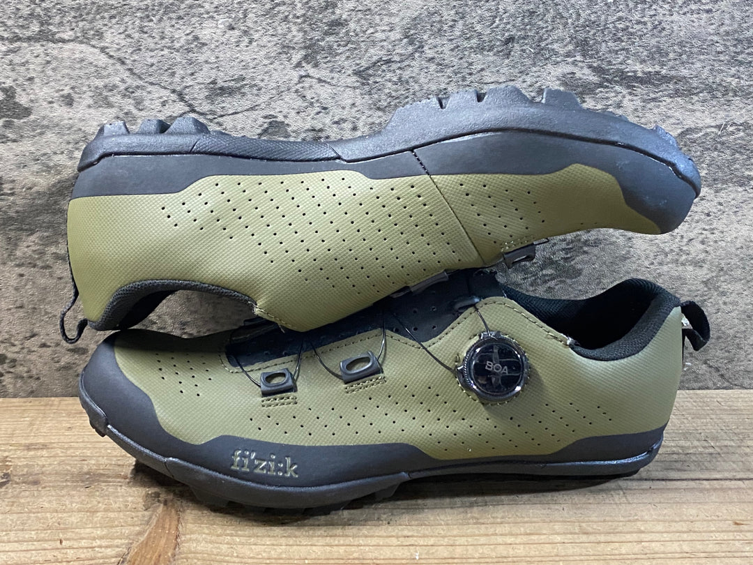 KD174 フィジーク fizik テラ TERRA ATLAS ビンディングシューズ カーキ EU43 SPD