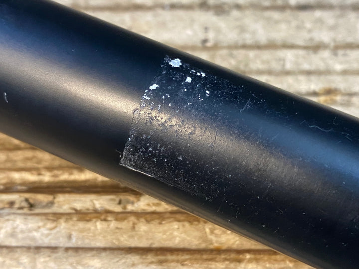 JU472 TNI BLACK シートポスト カーボン 320mm Φ27.2 ※クランプ跡あり