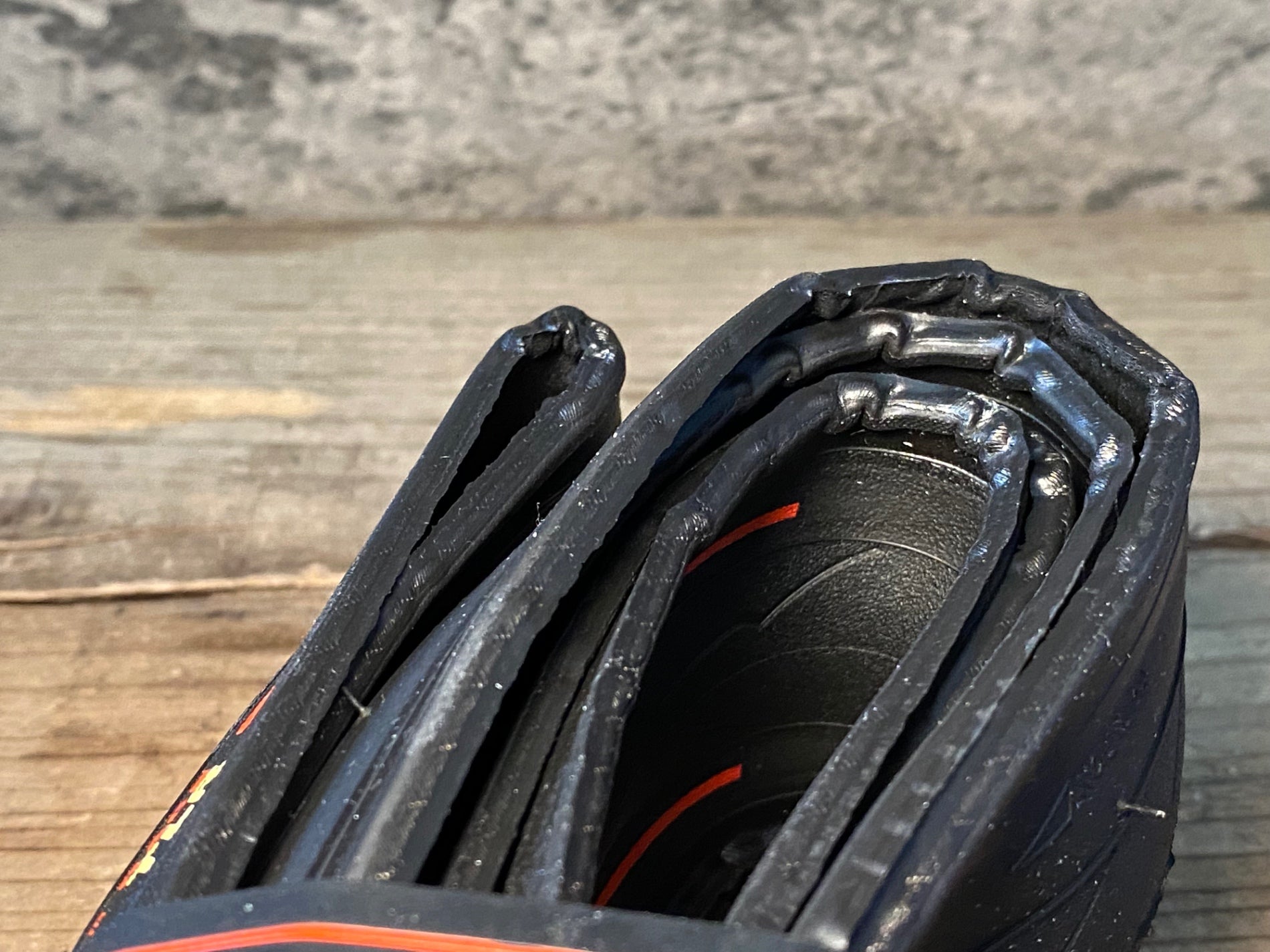 JX377 ピレリ PIRELLI P ZERO RACE TLR チューブレスレディタイヤ 700