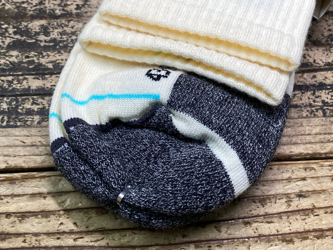 JQ213 アソス assos earlywinterSocks S7 サイクルソックス 白 2
