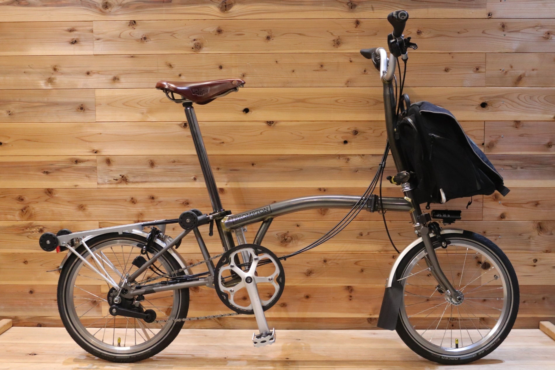 折り畳み自転車BROMPTON Raw Lacquer ブロンプトン 16インチ ブロンプトン BROMPTON M6R-X RAW LACQUER 2×3速 2018モデル 16インチ