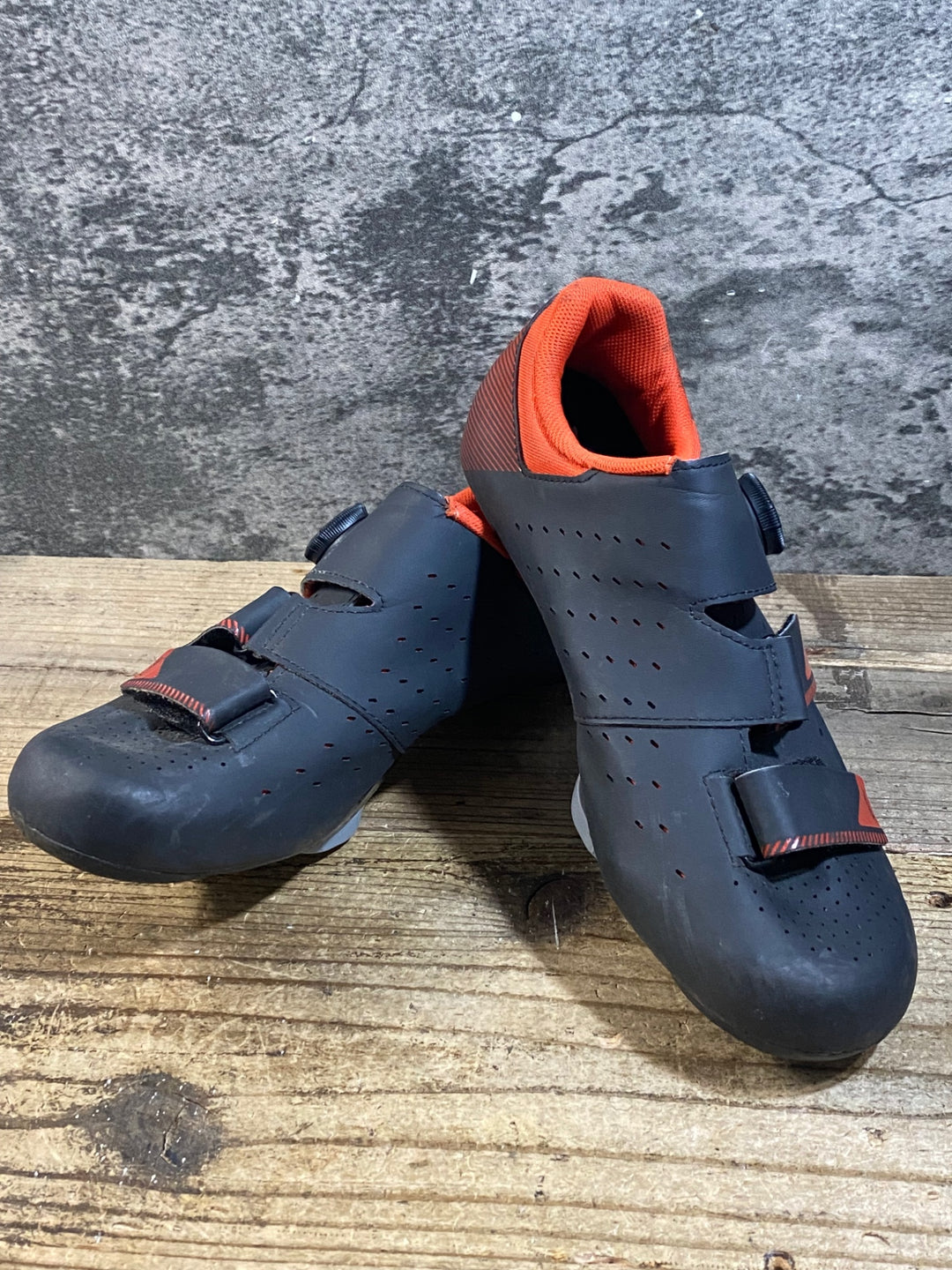 KC715 シマノ SHIMANO RP4 SHRP400 ビンディングシューズ 赤黒 EU41 3穴 ※汚れ ほつれあり