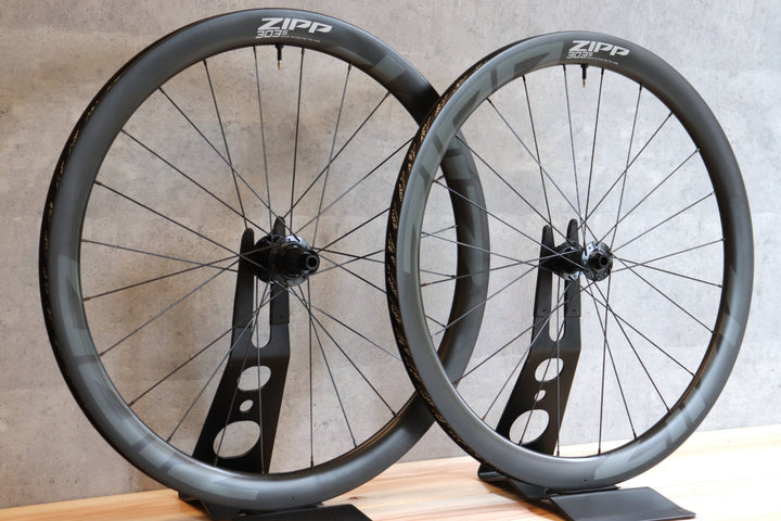 ジップ ZIPP 303S DISC シマノ 11/12S 23㎜ フックレス カーボン チューブレス ホイールセット 【さいたま浦和店】