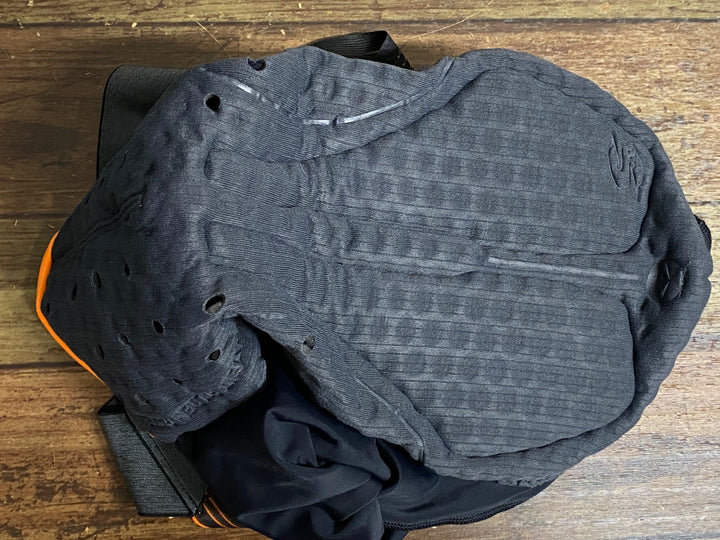 JN727 アソス assos ASSOS EQUIPE RS BIB SHORTS S11 ビブショーツ 黒 S
