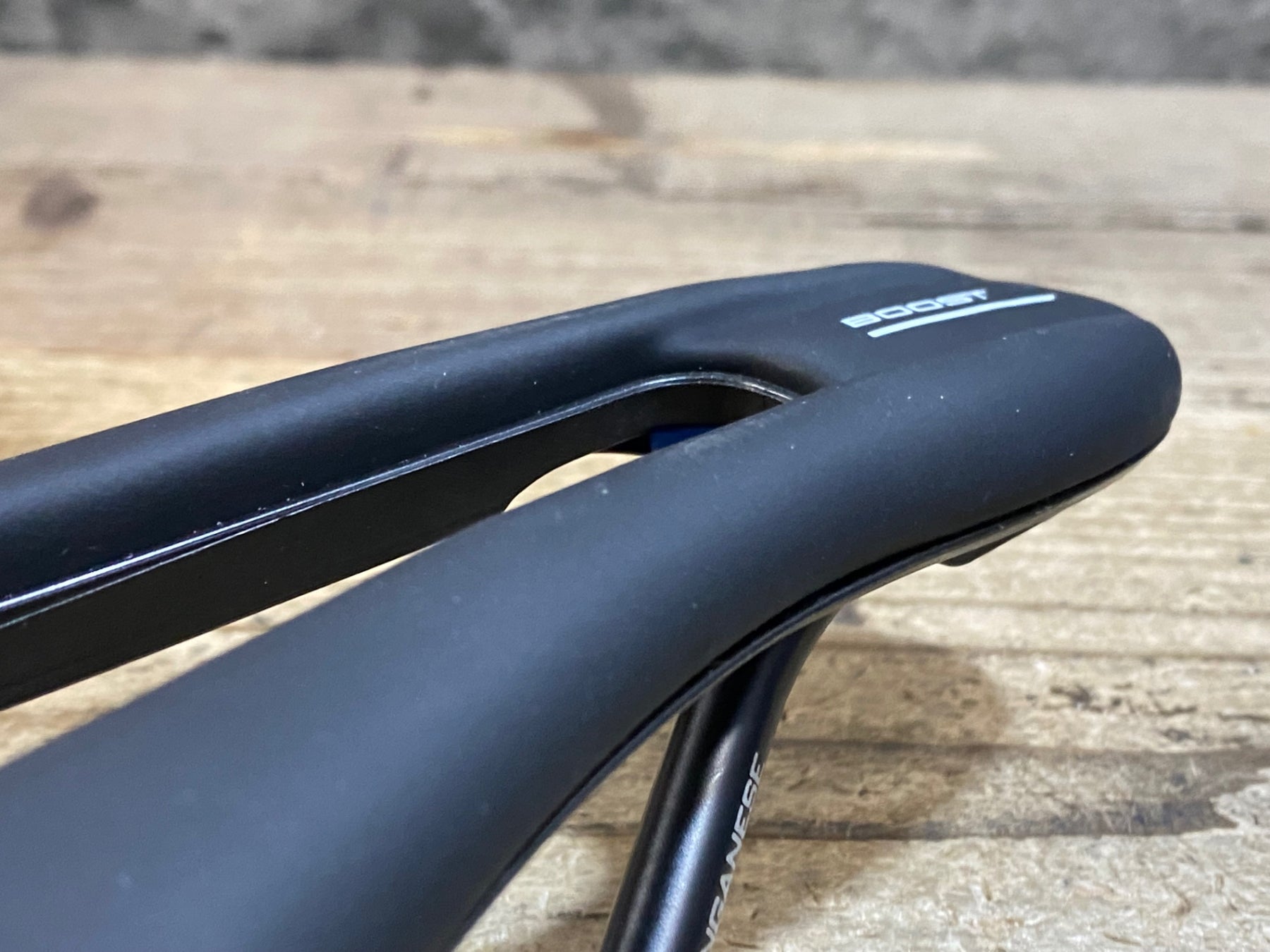 KC303 セライタリア selle italia SLR BOOST TM SUPERFLOW サドル 黒