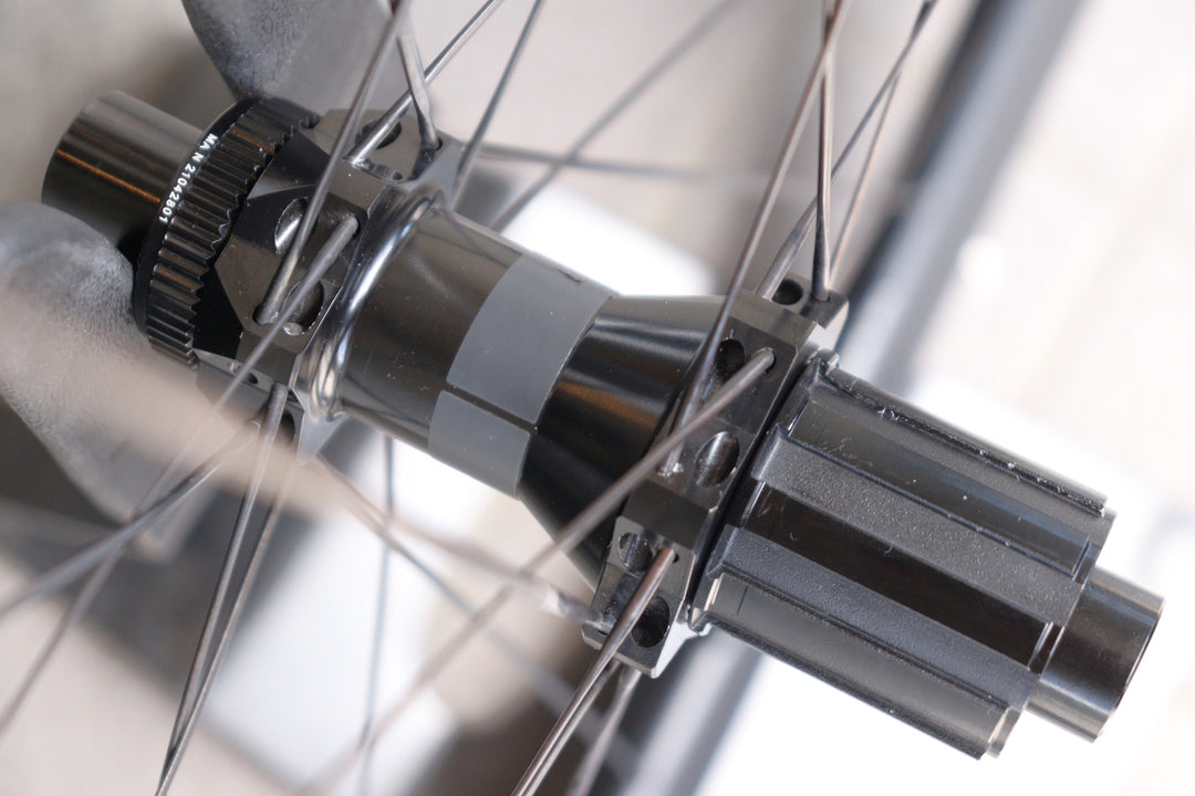 ボントレガー BONTRAGER アイオロス プロ AEOLUS PRO 37 DISC カーボン チューブレスレディ ホイールセット シマノ11/12S 【横浜店】
