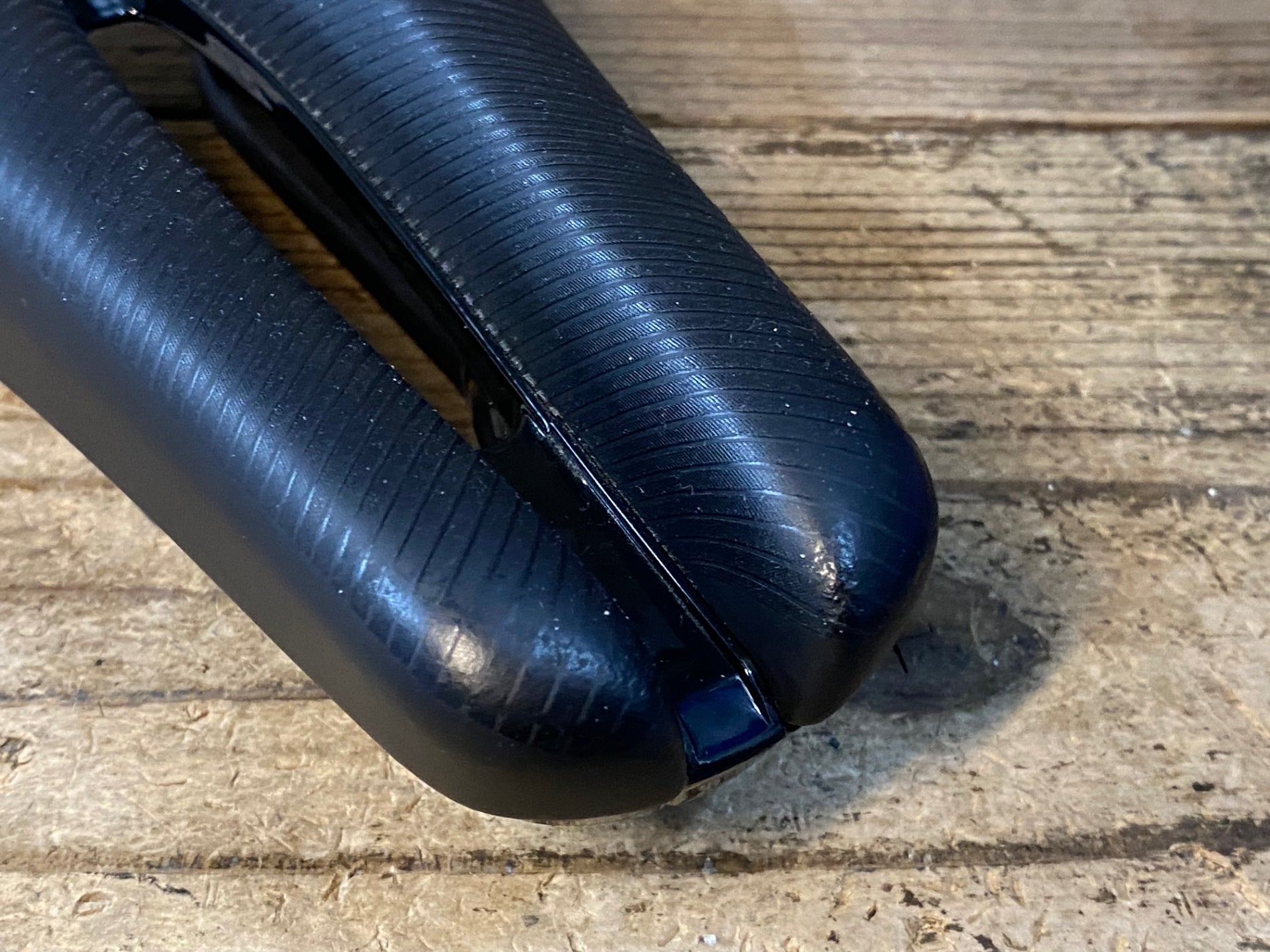 JU435 ボントレガー BONTRAGER HILO PRO サドル 黒 130mm カーボン