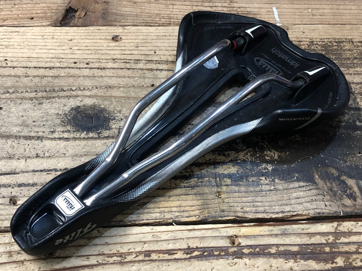 KC787 セライタリア Selle Italia フライト フロー FLITE FLOW Titanium サドル チタンレール 黒