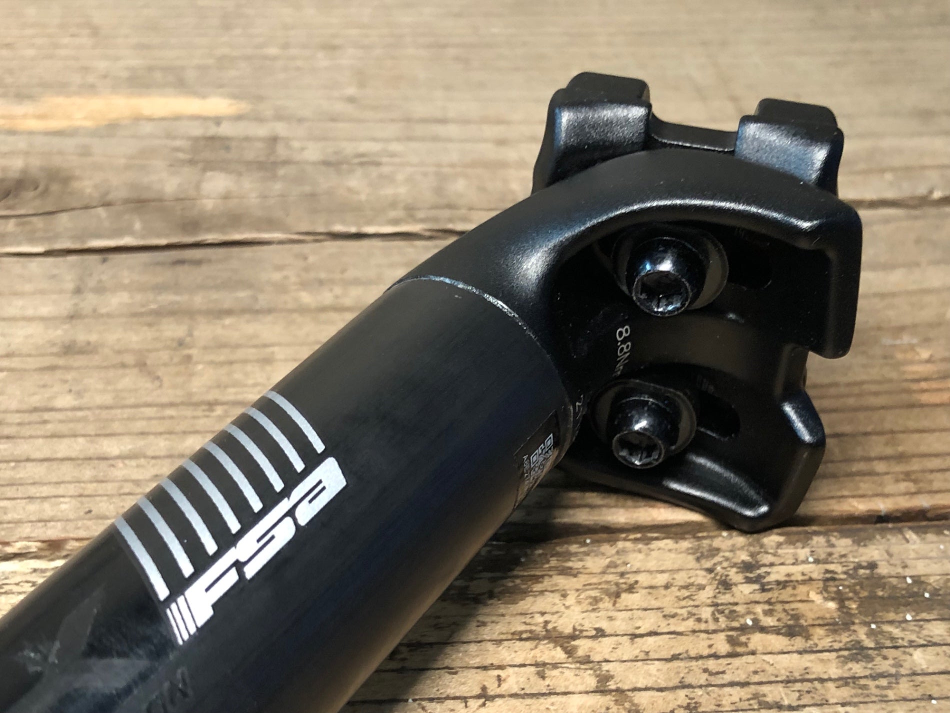 JP933 FSA SL-K UD CARBON カーボンシートポスト Φ31.6 290mm ※カット