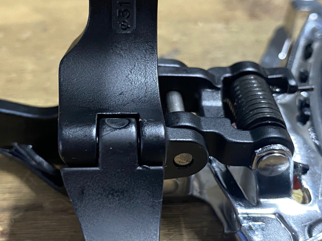 KG592 シマノ SHIMANO 105 FD-5800 フロントディレイラー バンド式 Φ31.8 2S