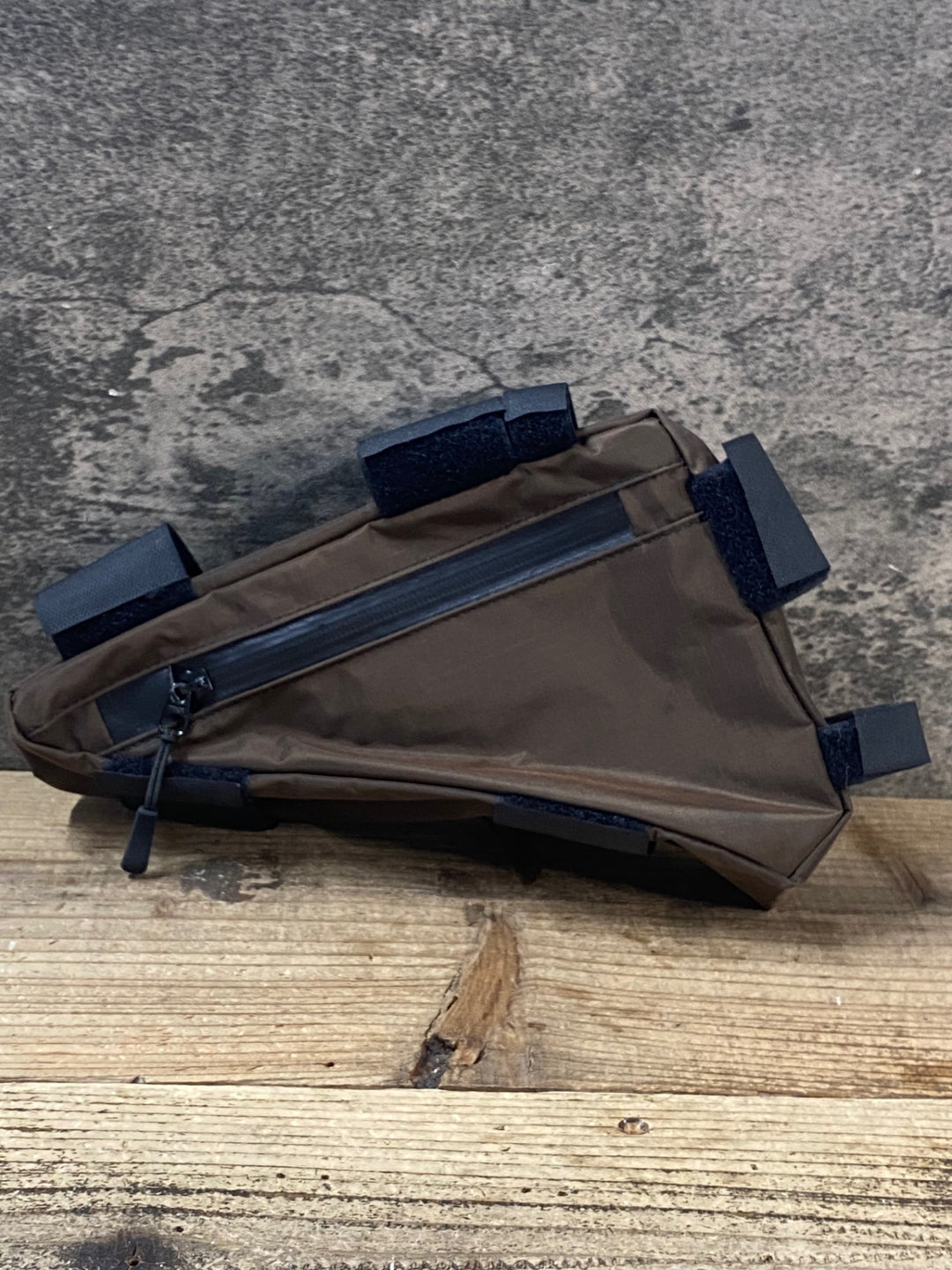 JV341 フェアウェザー FAIRWEATHER フレームバッグ 茶