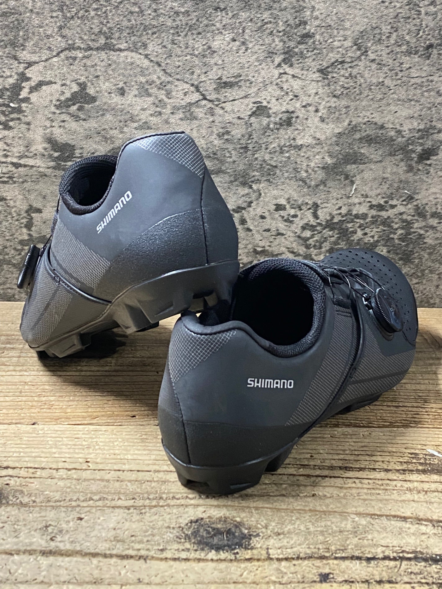 KI037 シマノ SHIMANO XC3 SH-XC300 ビンディングシューズ SPD 黒 EU40