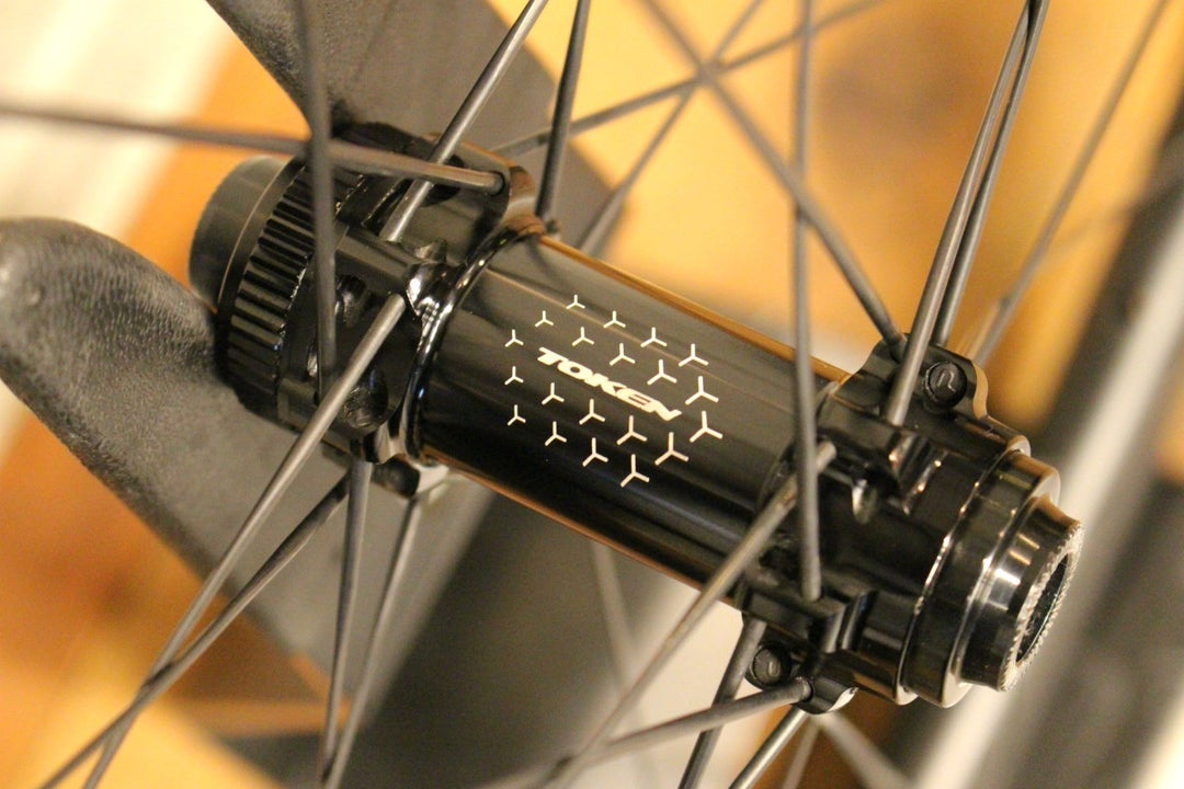 トーケン TOKEN VENTOUS + KONAX PRO カーボン チューブレスレディ シマノ 12S/11S ワイドリム 20C ホイールセット 【福岡店】