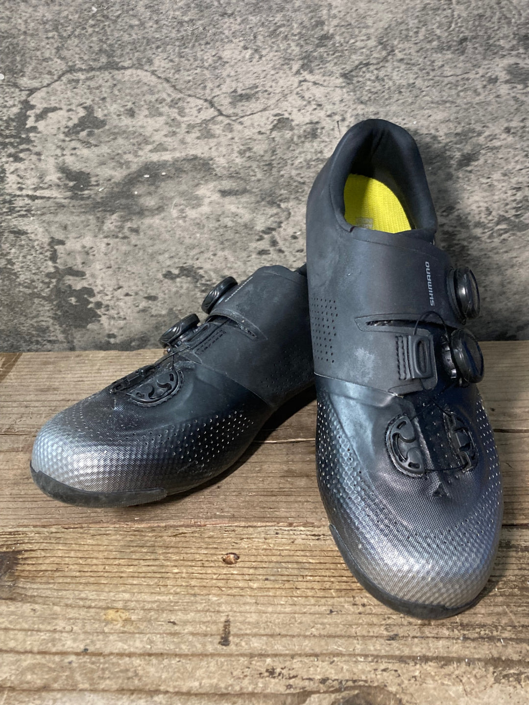 JY066 シマノ SHIMANO RC702M L01 EU43 SPD-SL ビンディングシューズ ※社外インソール