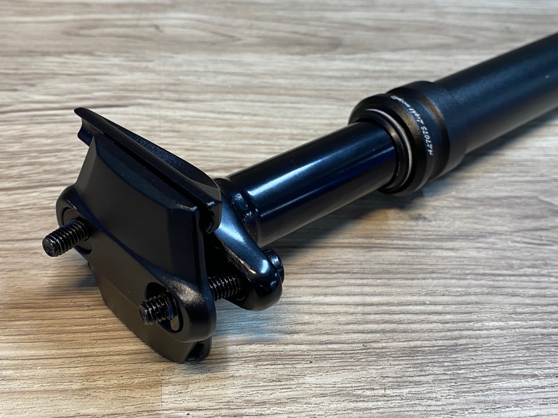 IX906 スペシャライズド SPECIALIZED ドロッパー シートポスト アルミ