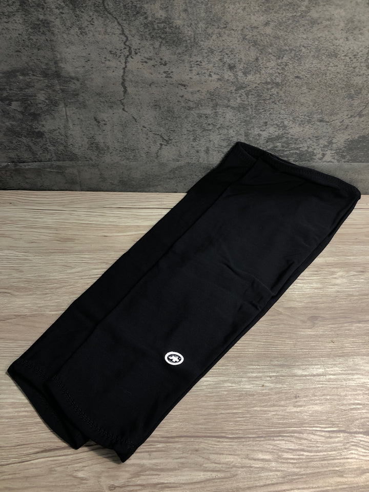 JN948 アソス assos ニーウォーマー 黒 I