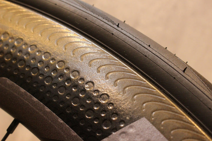 ジップ ZIPP 404 FIRECREST カーボン チューブレス ホイールセット シマノ 11/12S ワイドリム 19C【名古屋店】