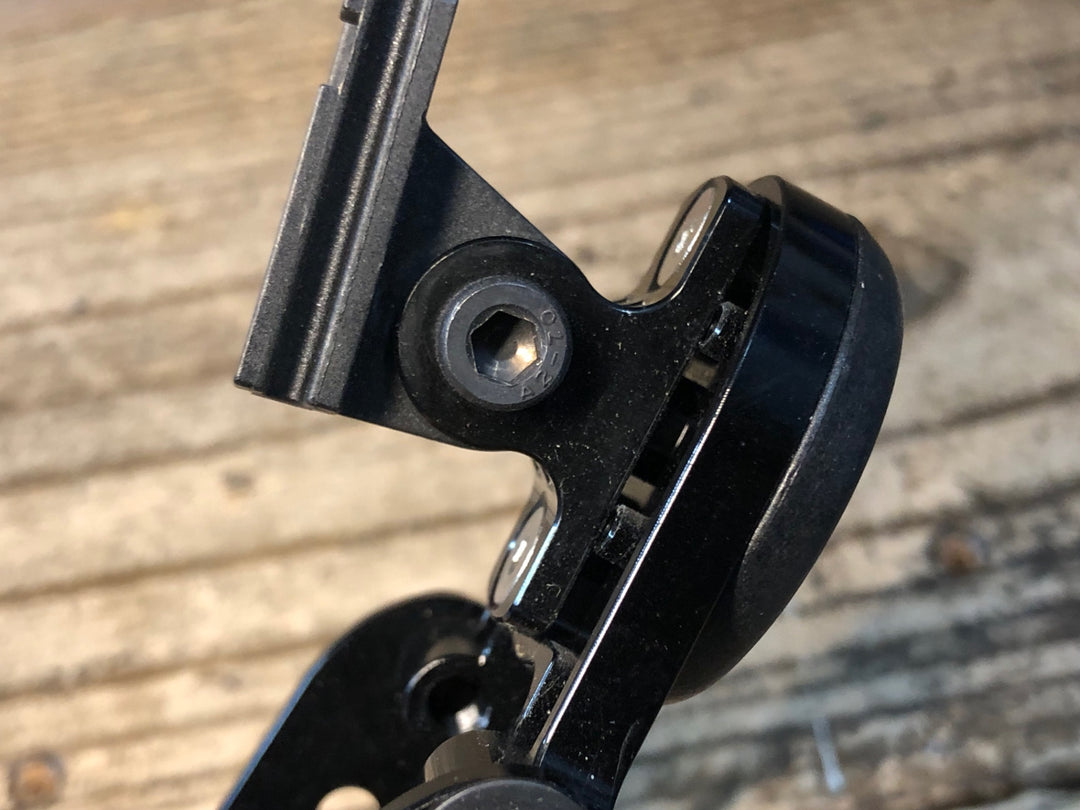 JW895 レックマウント REC-MOUNTS 両持ちサイコンマウント Φ31.8 ガーミン、キャットアイ用
