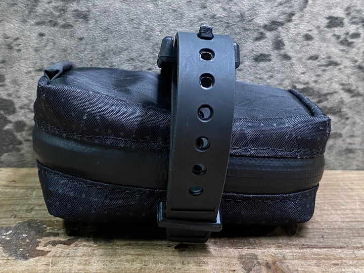 JK024 オルケース ORUCASE SADDLE BAG HC サドルバッグ 黒 0.4L