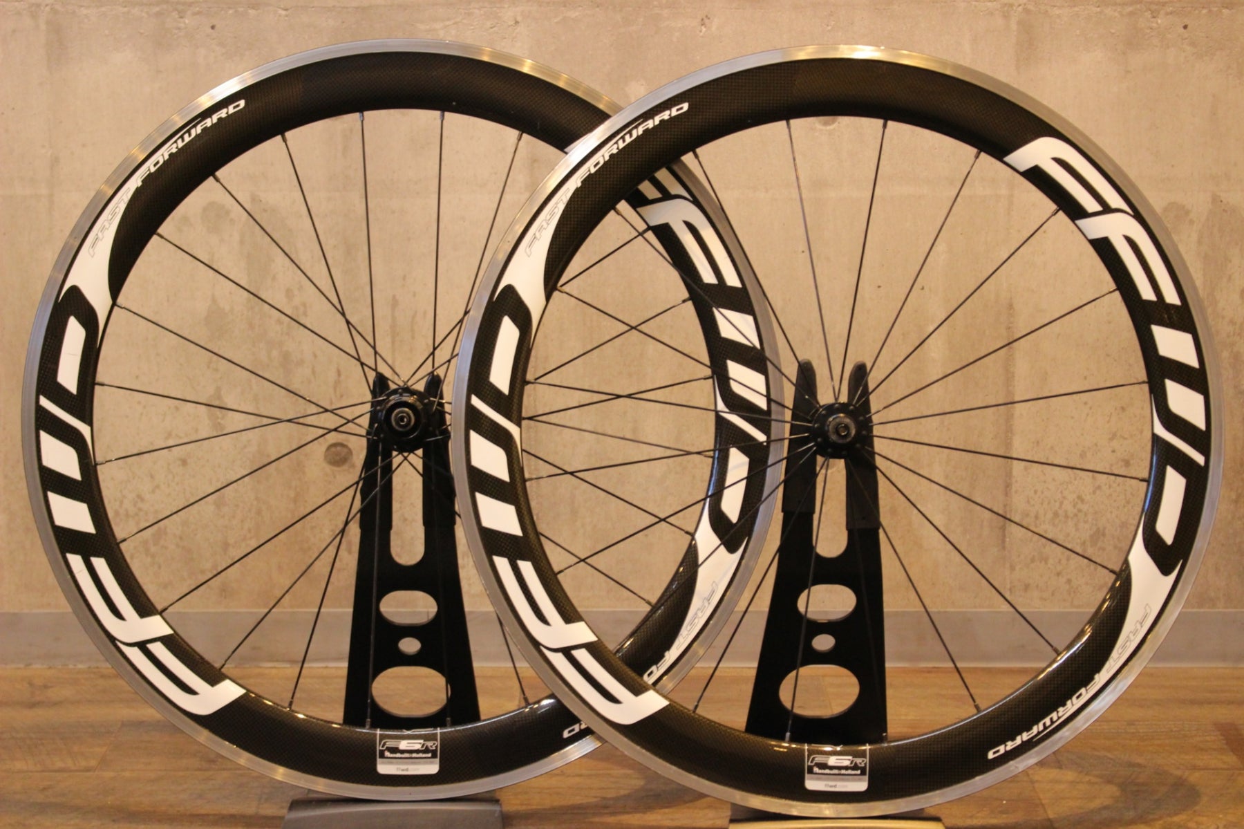 ファストフォワード FFWD F6R アルミ/カーボン クリンチャーホイール