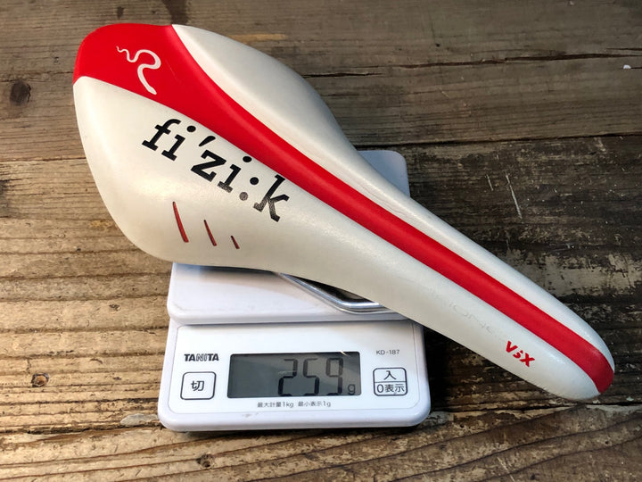 JR131 フィジーク fizik アリオネ ARIONE VSX サドル 130mm kiumレール
