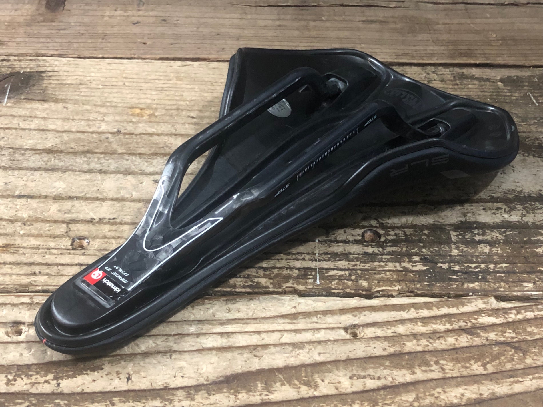 JU151 セライタリア Selle Italia SLR BOOST KIT CARBONIO サドル