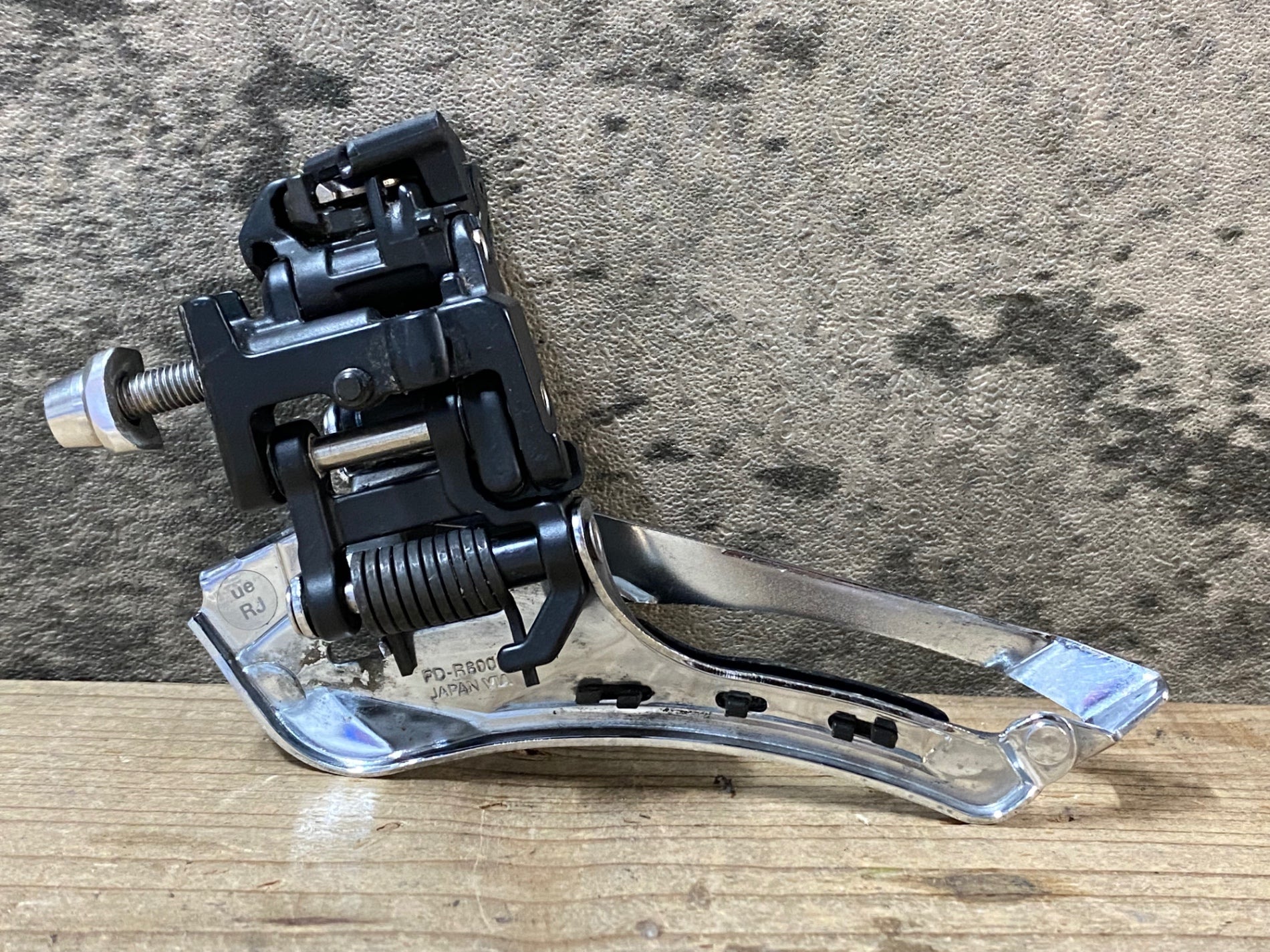 JP738 シマノ SHIMANO アルテグラ FD-R8000 フロントディレイラー 直付