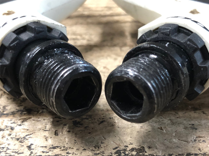 KB304 ルック LOOK ケオクラシック KEO CLASSIC ビンディングペダル クリートセット付