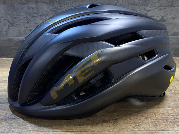KL382 メット MET M146 TRENTA 3K CARBON ヘルメット 黒 M 56-58cm POGACAR 2024/9製造