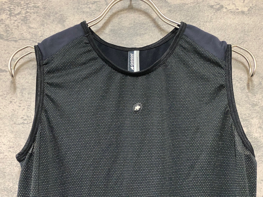 KC811 アソス assos hot summer Interactive ノースリーブ ベースレイヤー 黒 M
