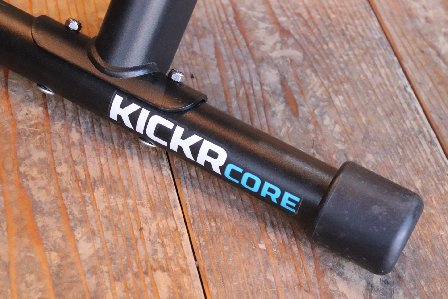 Wahoo KICKRCORE スマートローラー台 キッカーコア スプロケ付 WAHOO KICKR CORE レンタルはじめました！ - スペシャライズド 仙台泉