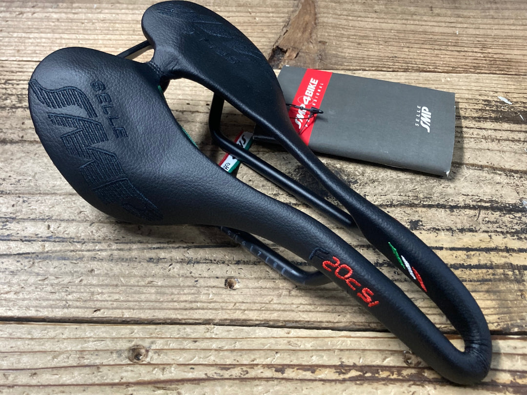KK393 Selle SMP F20C s.i. サドル 黒 aisi 304 tubeレール