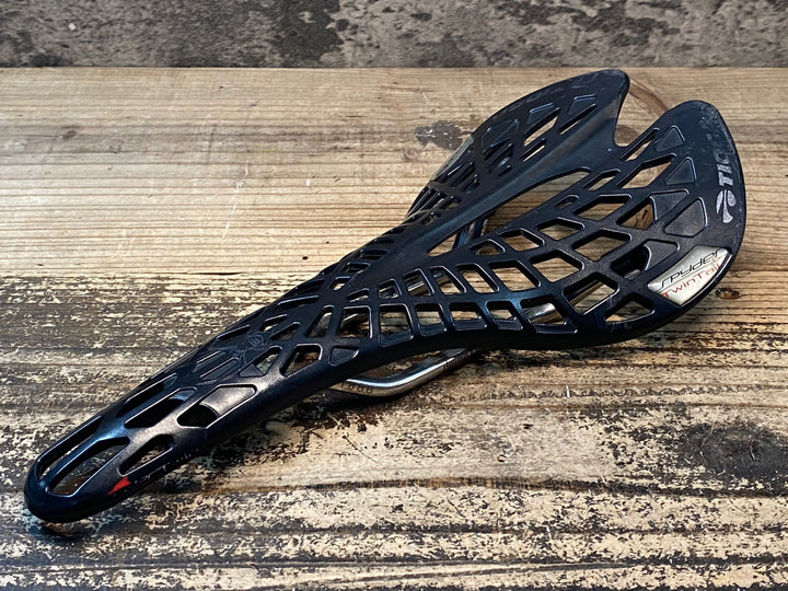 JI574 タイオガ TIOGA スパイダー SPYDER Twintail サドル アロイレール