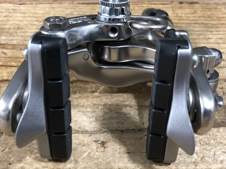 KI070 シマノ SHIMANO 105 BR-5600 キャリパーブレーキ 前後セット シルバー