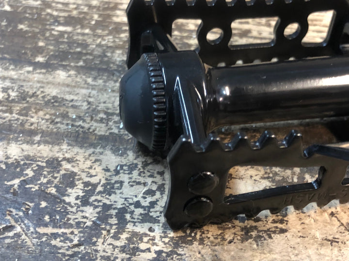 JM063 三ヶ島 MKS MASH STREAM フラットペダル 黒