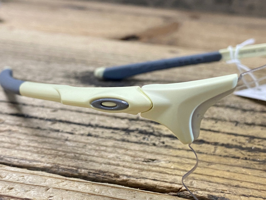 JV606 オークリー OAKLEY EV ZERO サングラス アイウェア 白 PHOTOCHROMIC ※フレーム日焼け