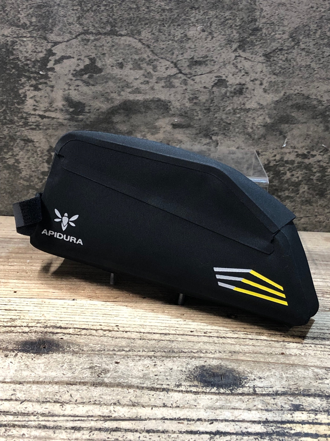 JY798 アピデュラ APIDURA エクスペディション・フレームパック