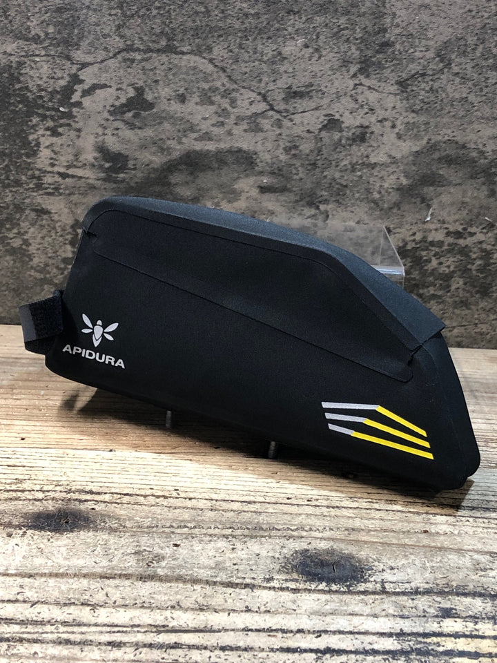 JY798 アピデュラ APIDURA エクスペディション・フレームパック