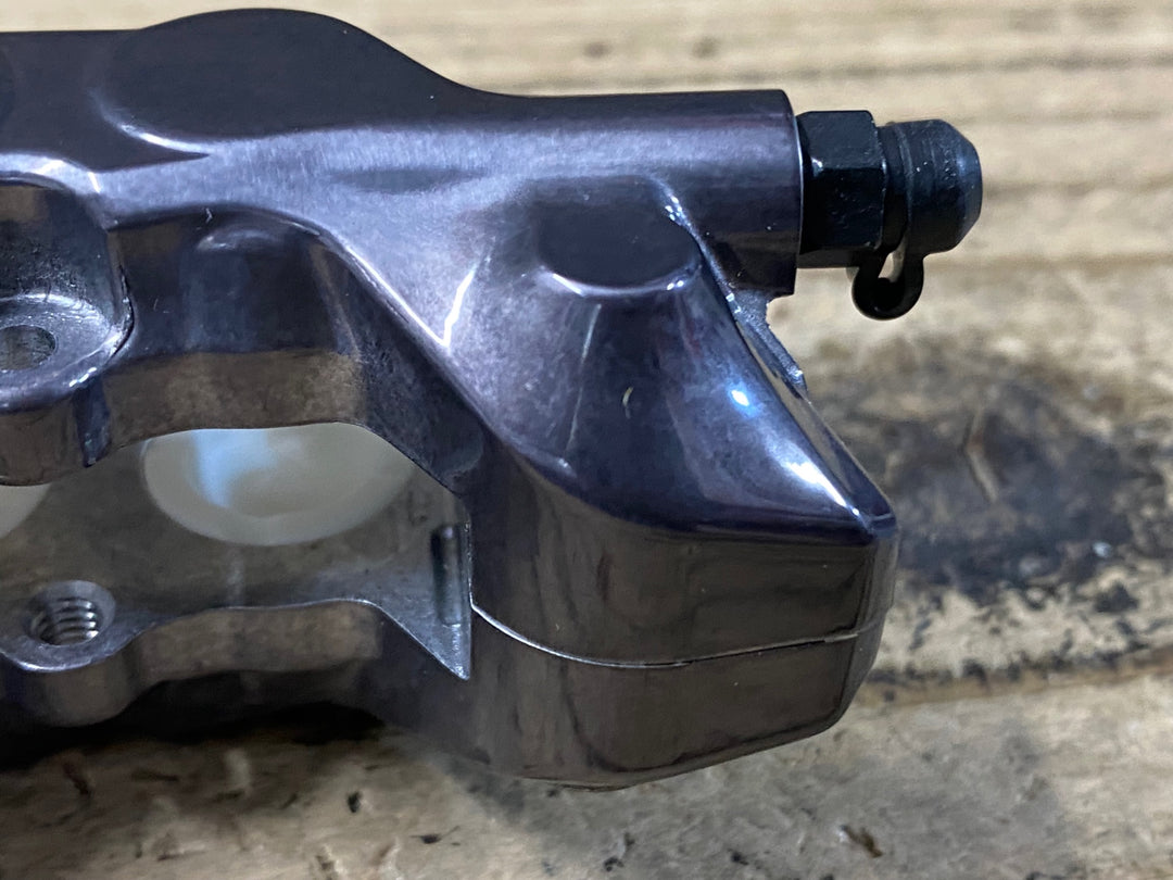 KH526 シマノ SHIMANO デオーレ DEORE XT BR-M8120 ディスクブレーキキャリパー 油圧