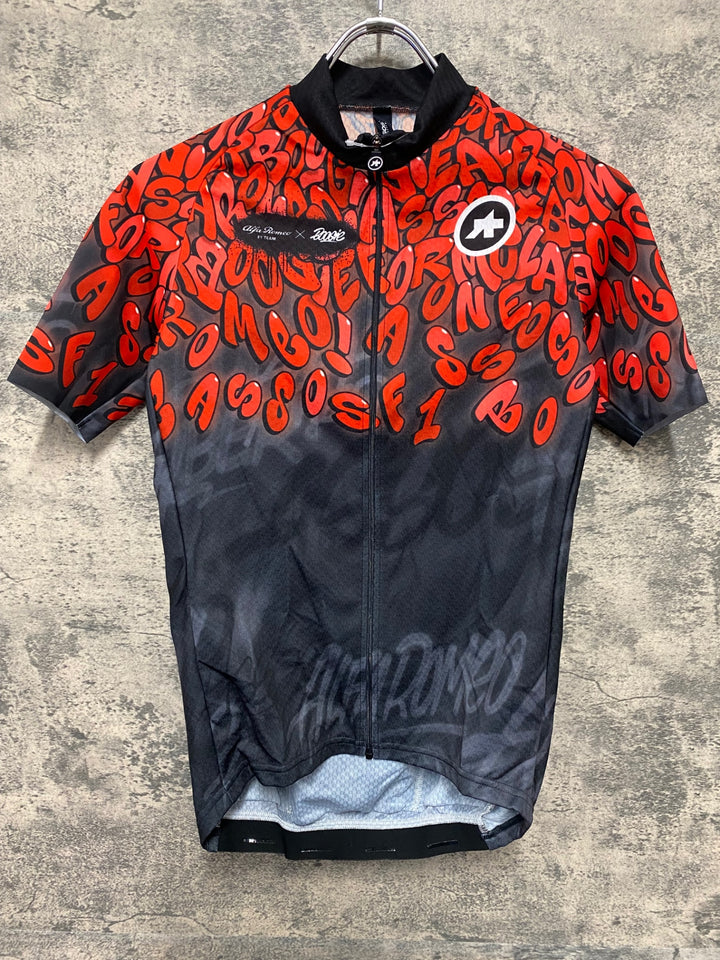 JW772 アソス assos Mille GT JERSEY C2 - BOOGIE X ALFA ROMEO 半袖 サイクルジャージ 赤黒 S