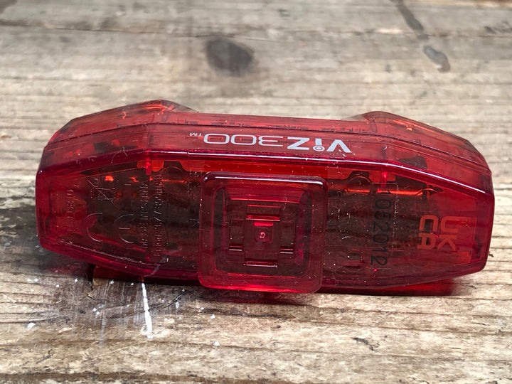 JK504 キャットアイ CATEYE ViZ300 LED テールライト 点灯確認済