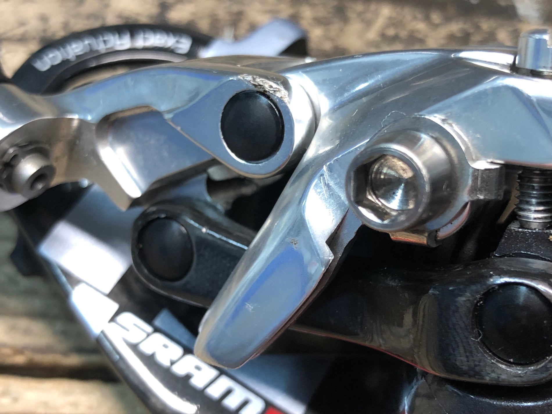 JN042 スラム SRAM レッド RED リアディレイラー 10S シルバー