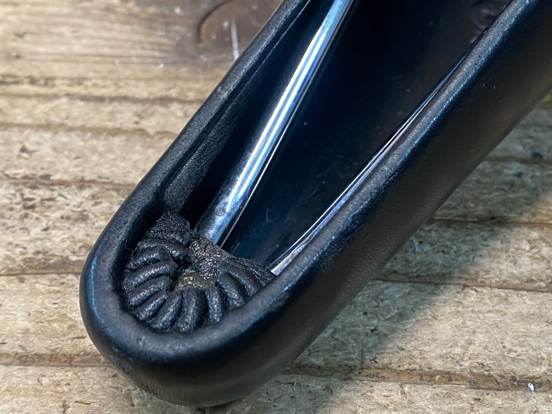 JP237 カシマ KASHIMA ファイブゴールド FIVE GOLD サドル 黒 – BICI