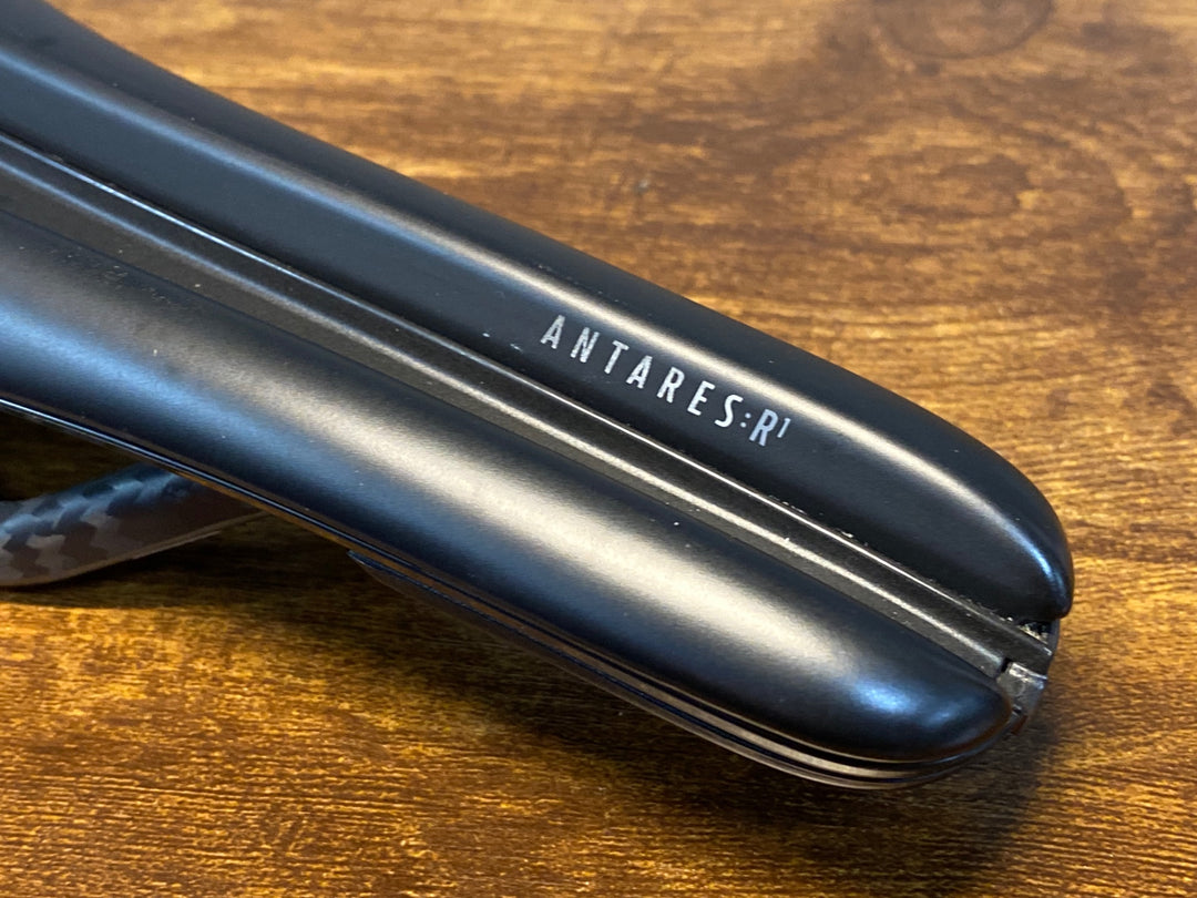 KQ295 フィジーク fizik アンタレス VERSUS EVO ANTARES R1 サドル カーボンレール