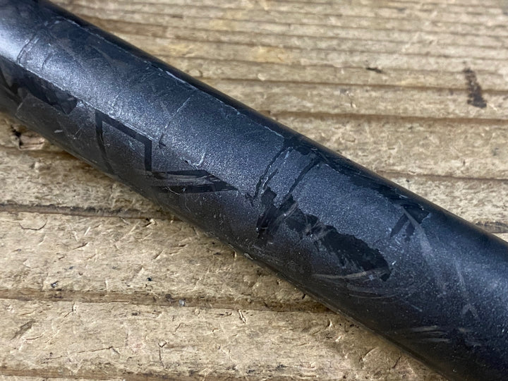 KJ740 トーケン TOKEN MTX カーボン シートポスト Φ27.2 400mm クランプ傷