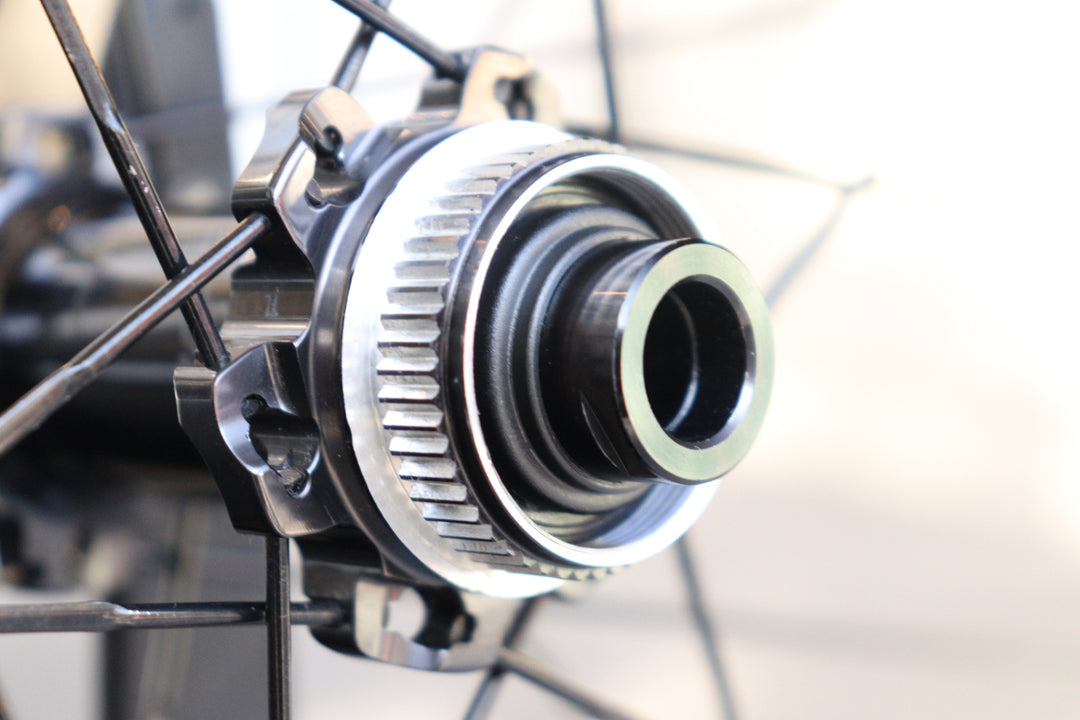 シマノ SHIMANO デュラエース DURA-ACE WH-R9270-C36-TL カーボン チューブレスレディ ホイールセット 12S 【横浜店】